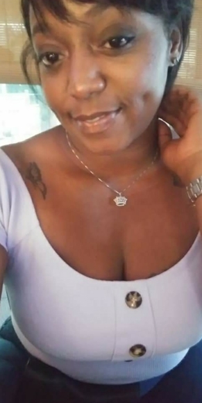 Posh Ambassador - Picture 9 of 15